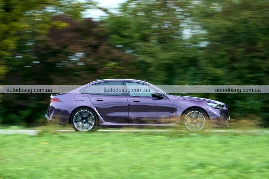 2025 BMW M5 Hybrid – гібридний седан із характером спорткара