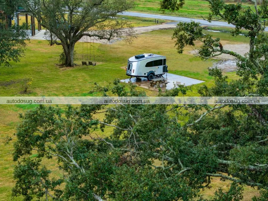 Airstream Basecamp 20XE: автономний кемпер із позашляховими можливостями