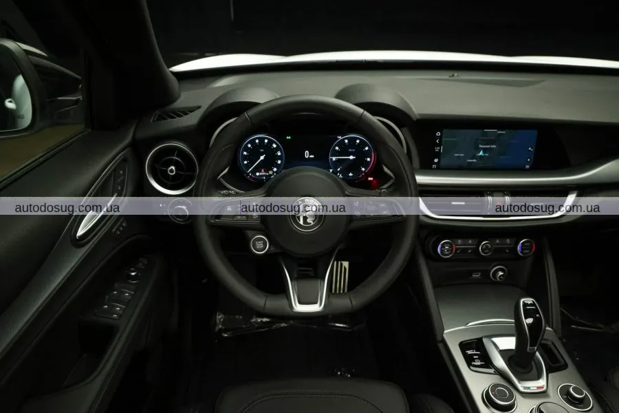 Alfa Romeo Stelvio стрімко втрачає в ціні навіть із мінімальним пробігом