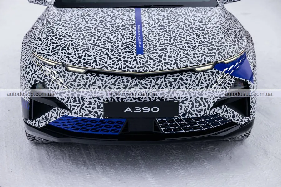 Alpine A390 Fastback: перший погляд на інтер’єр та динаміку