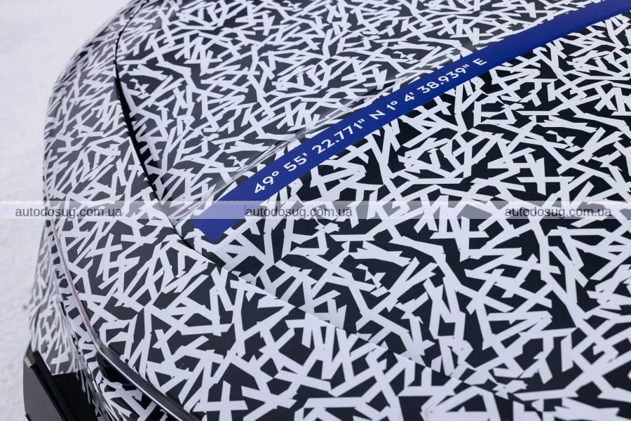 Alpine A390 Fastback: перший погляд на інтер’єр та динаміку