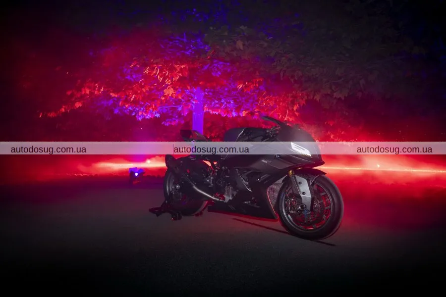 BMW презентує Concept RR: легкий супербайк нового покоління