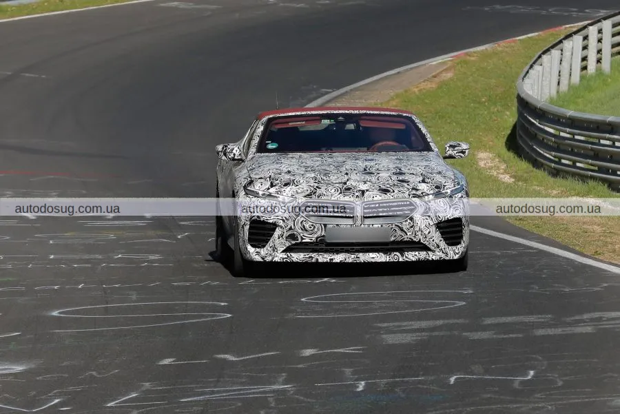 BMW випускає обмежену серію Skytop — розкішного родстера на базі M8