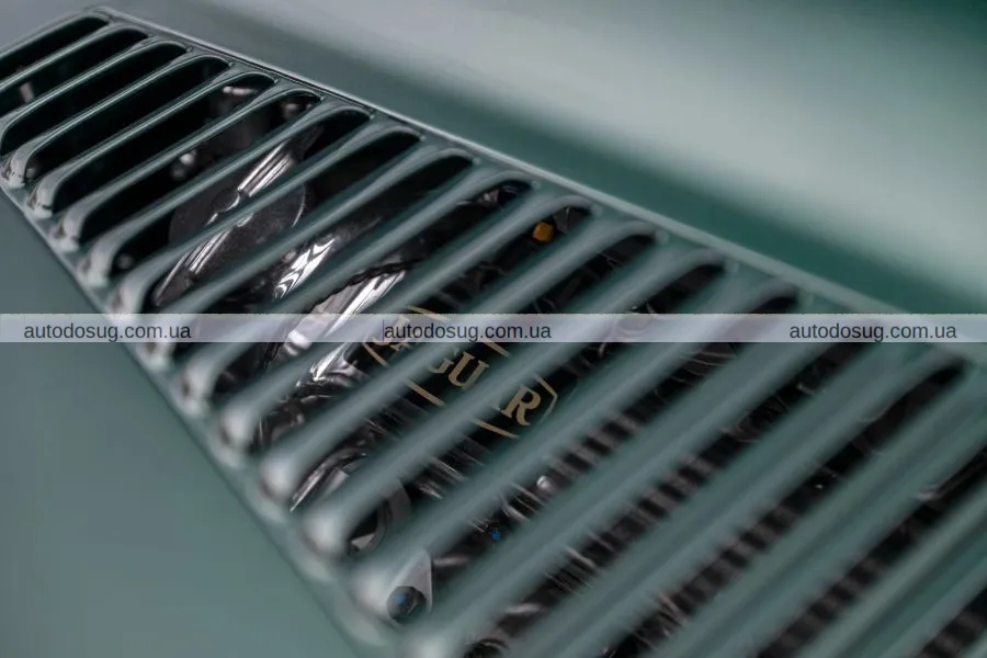 Британські майстри створили Jaguar E-Type, яким він мав бути