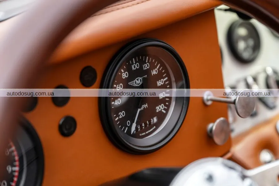 Британські майстри створили Jaguar E-Type, яким він мав бути