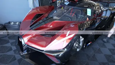 Bugatti Bolide знищує стандарти суперкарів