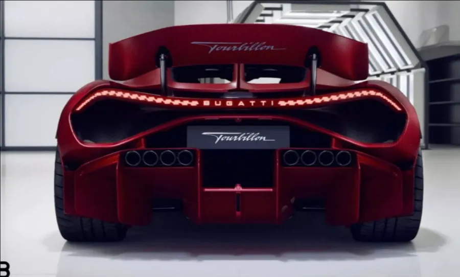 Bugatti Tourbillon отримує опцію з вісьмома вихлопними трубами за $240 000