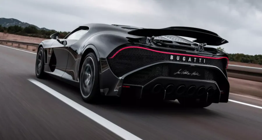 Bugatti Tourbillon отримує опцію з вісьмома вихлопними трубами за $240 000