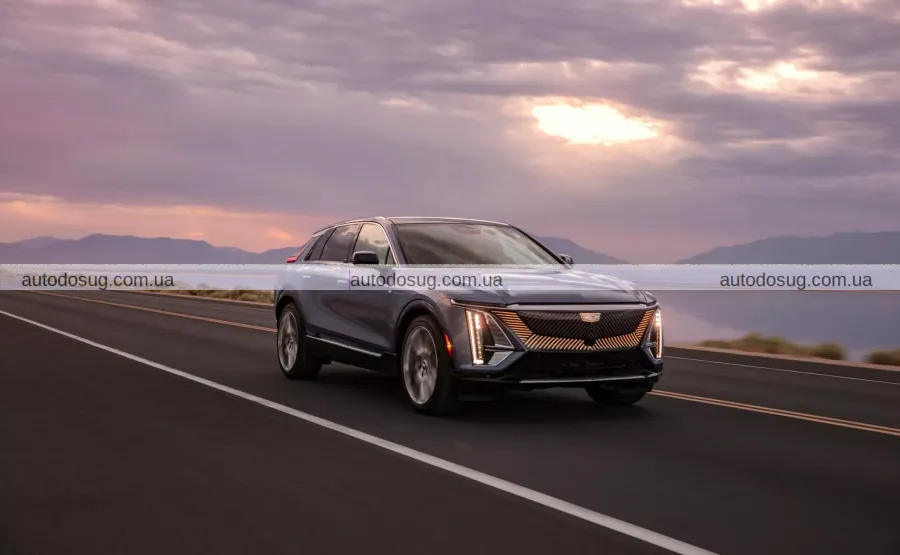 Cadillac Lyriq втрачає екрани через глюк 