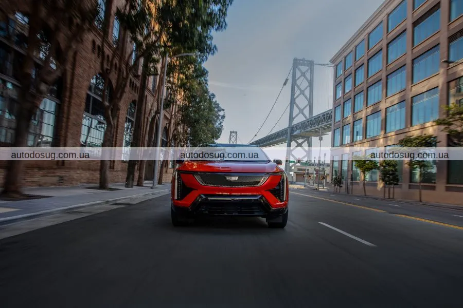 Cadillac Optiq 2026 додає новий рівень потужності та швидкої зарядки