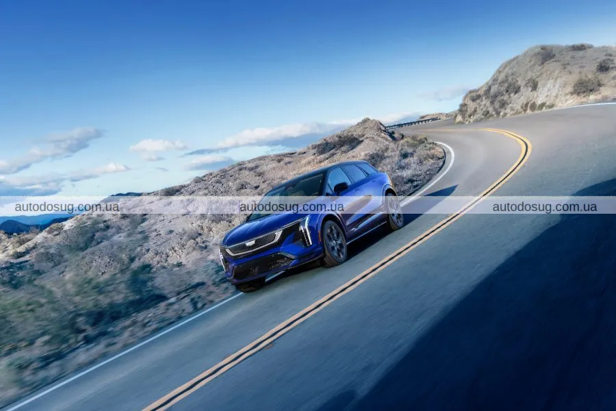 Cadillac презентує потужний електрокросовер Optiq V із режимом дрифту