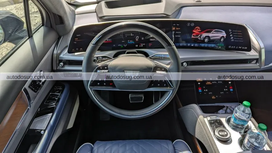 Cadillac презентує Vistiq: новий електричний SUV з трьома рядами сидінь