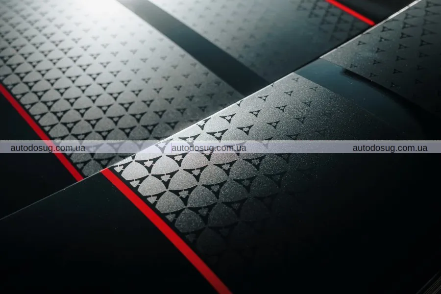 Dodge анонсував нові варіанти Charger Daytona з індивідуальним стилем