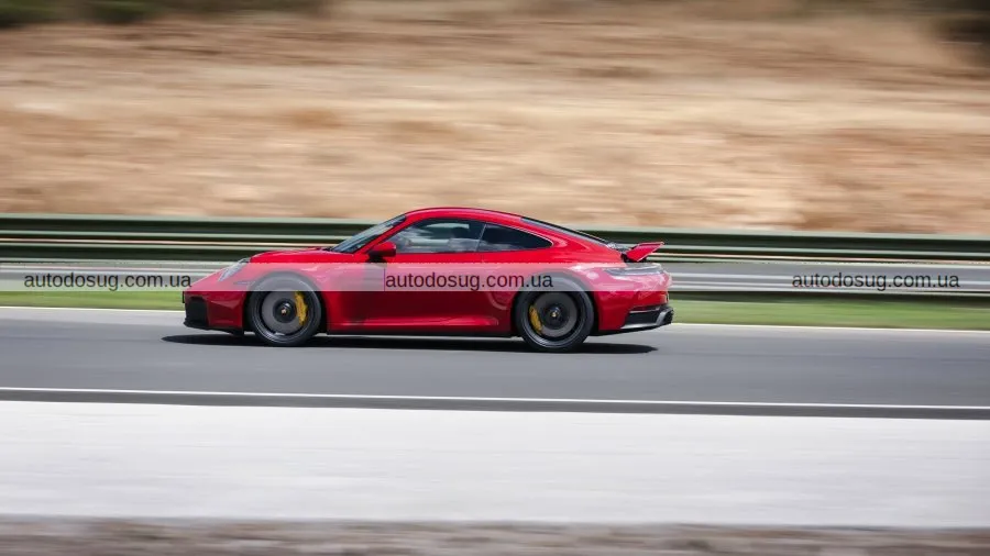 Електромобілі домінують у конкурсі World Car Awards 2025, але американці їх не зможуть купити