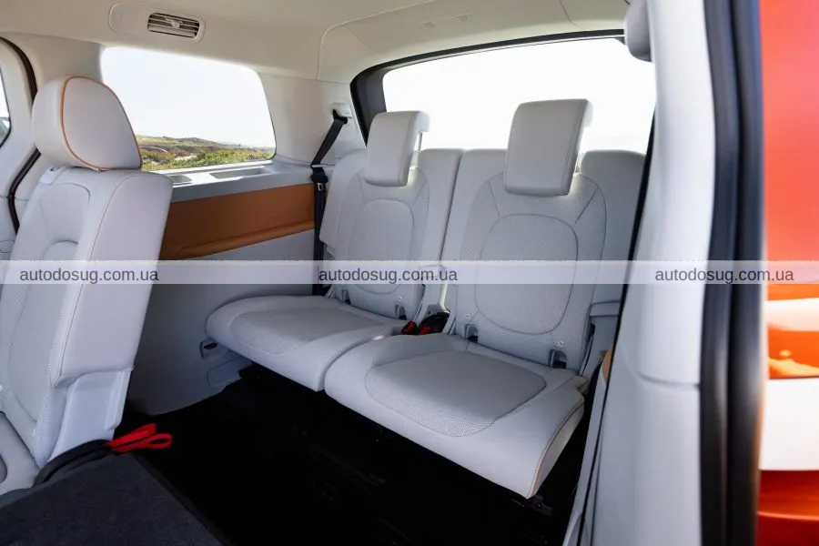 Електромобілі домінують у конкурсі World Car Awards 2025, але американці їх не зможуть купити