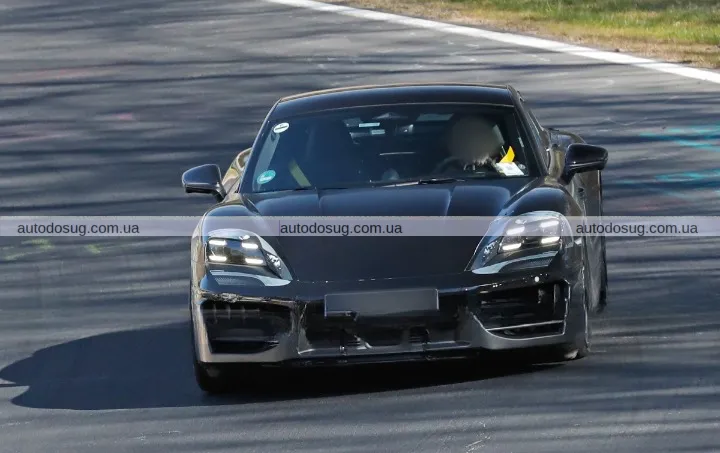 Електричний Porsche Cayman EV наступає на п’яти класичному бензиновому спорткару