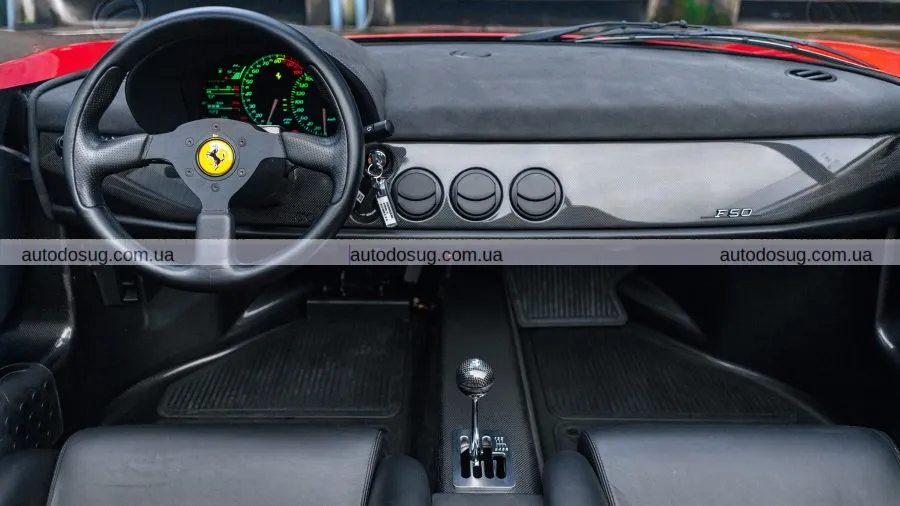 Ferrari планує повернути механічну коробку передач, але є нюанс