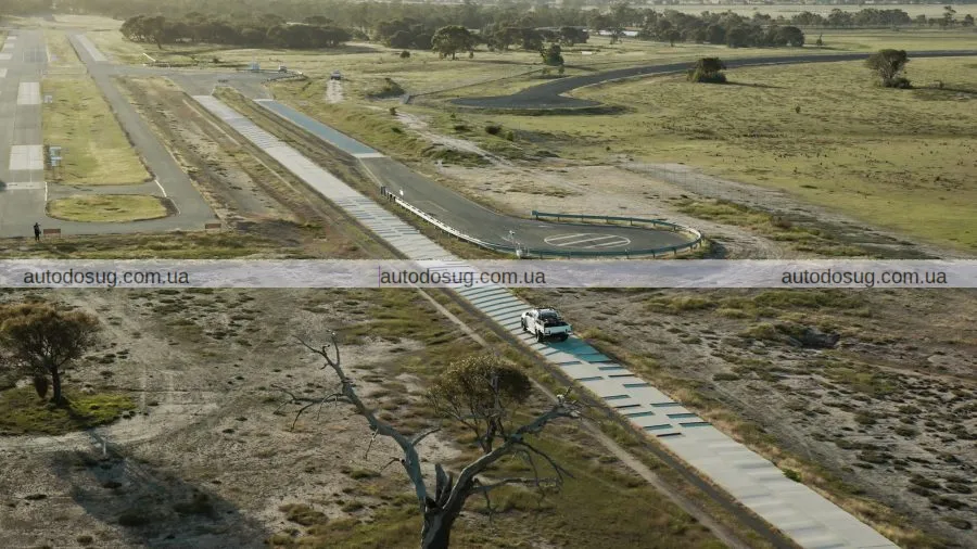 Ford випробовує Ranger Super Duty за допомогою робота