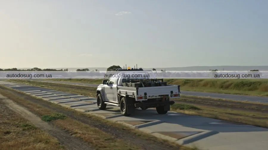 Ford випробовує Ranger Super Duty за допомогою робота