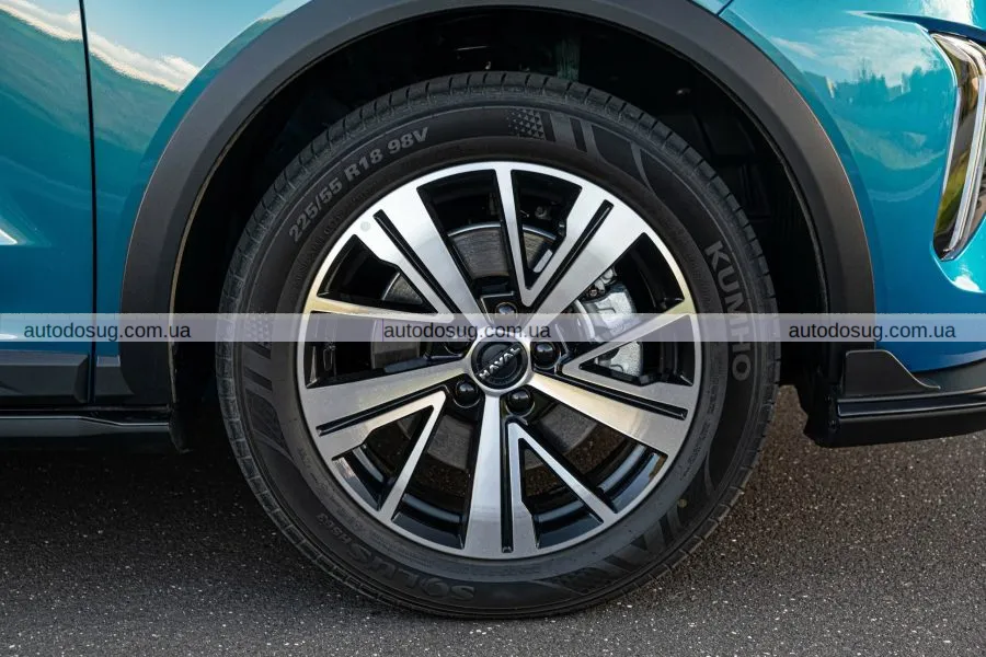 Haval Jolion Lux HEV 2025 року перетворює поїздку на інструктаж