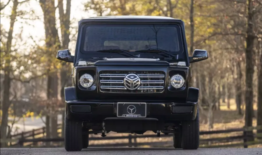 Гольф-кар у стилі Mercedes G-Class: 20 к.с., 4 екрани та ціна вища за Chevy Trax