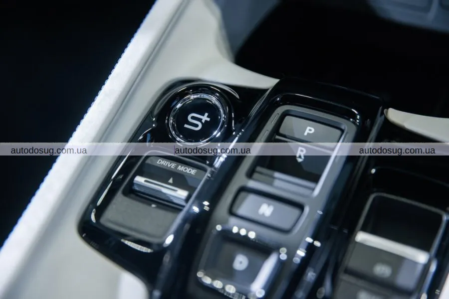 Honda показала інтер’єр нового 2026 Prelude: класика з сучасним акцентом