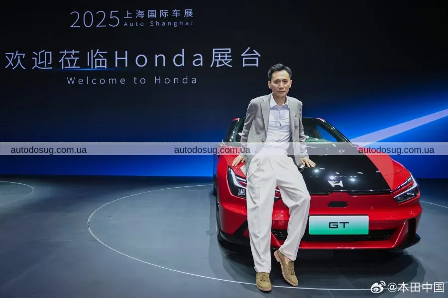 Honda презентує GT — електричний фастбек із шістьма дисплеями