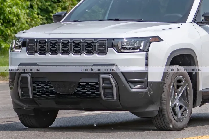 Jeep готує повернення Cherokee у 2026 році з гібридом