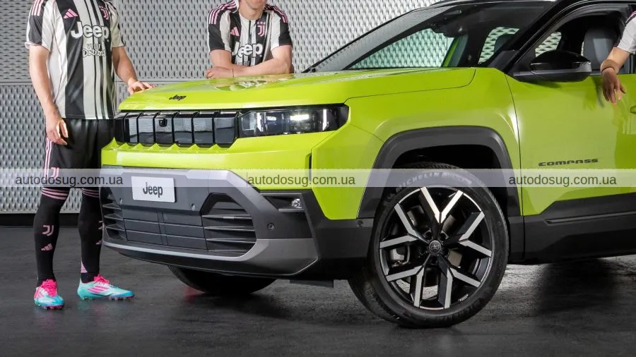 Jeep розкриває оновлений Compass завдяки співпраці з «Ювентусом»