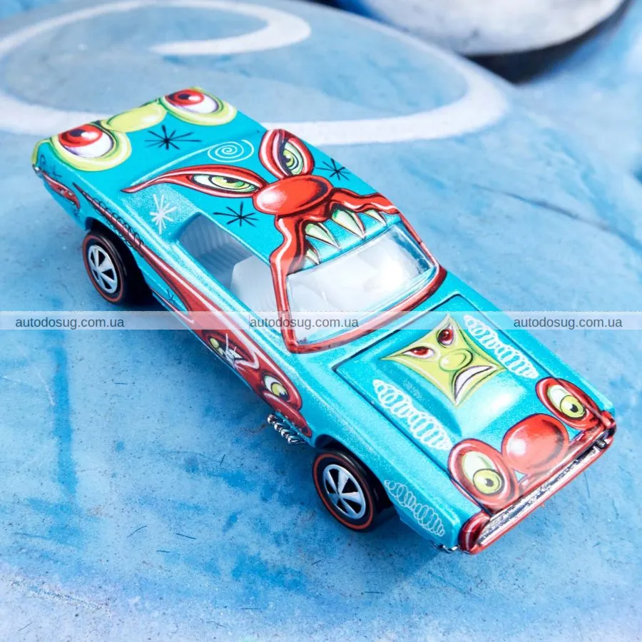 Кастомайзери перетворюють Ford Thunderbird на яскраву Hot Wheels-ікону