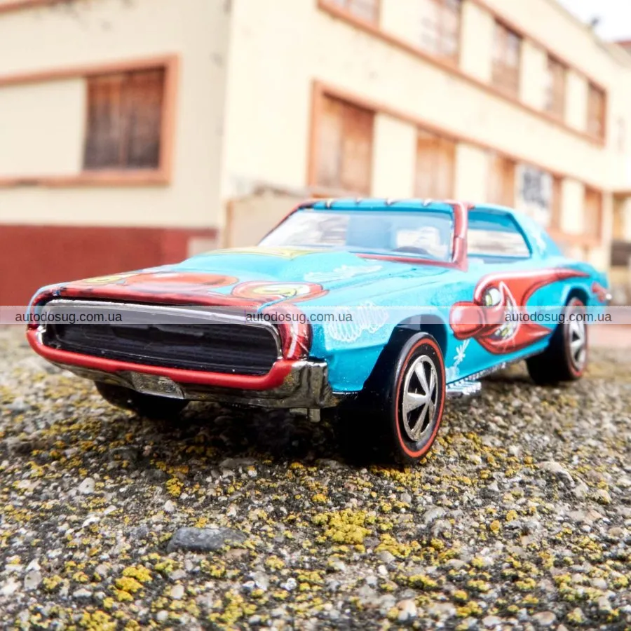 Кастомайзери перетворюють Ford Thunderbird на яскраву Hot Wheels-ікону