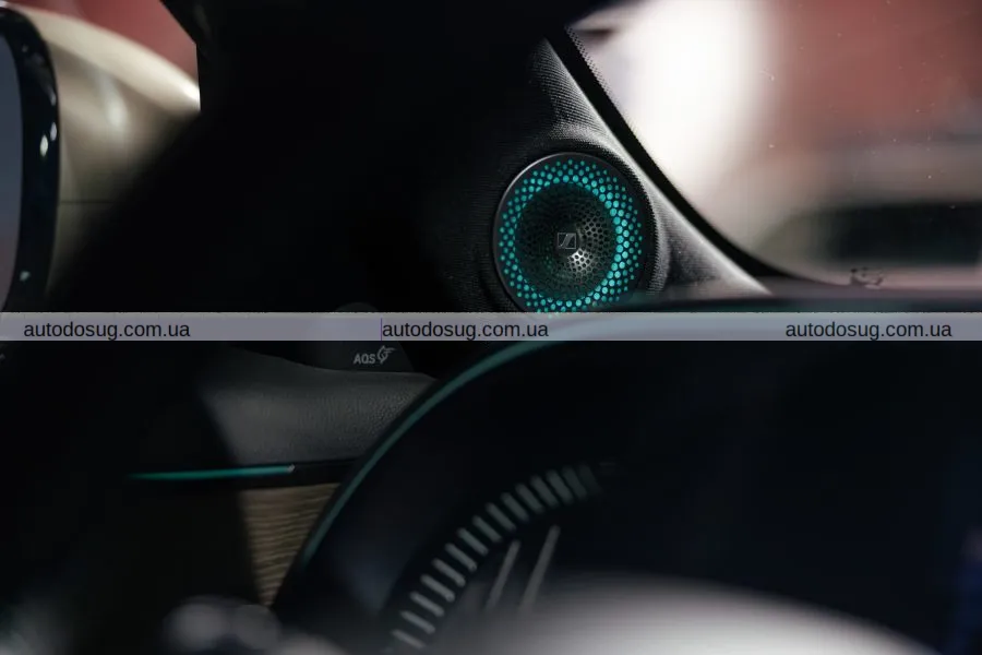 Компактний Smart №5: електричний кросовер, якого не буде в США