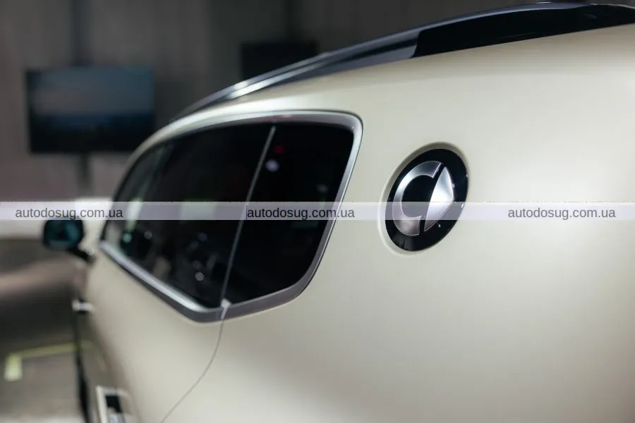 Компактний Smart №5: електричний кросовер, якого не буде в США