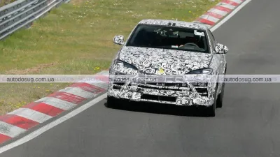 Lamborghini презентує оновлений гібридний Urus SE 2025