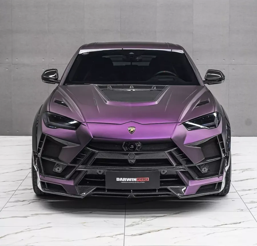 Lamborghini Urus Performante: фіолетовий супер-SUV із вуглецевим акцентом