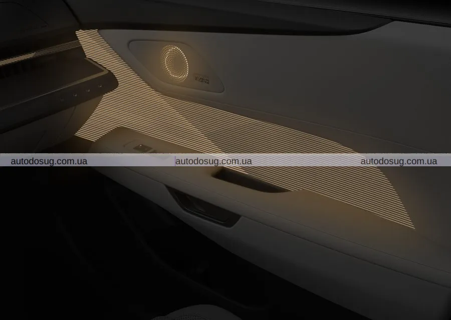 Lexus презентує новий ES та відмовляється від решітки радіатора