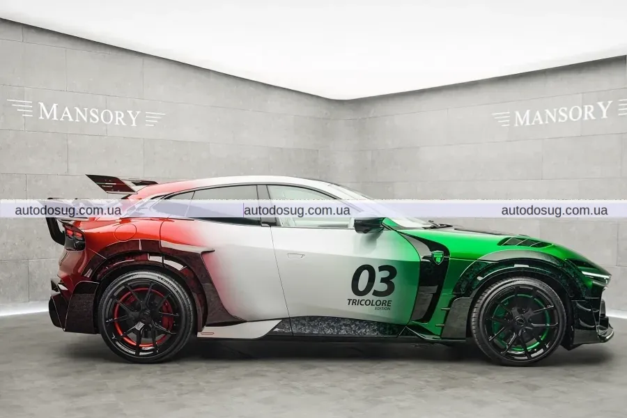 Mansory перетворює Ferrari Purosangue на ексцентричне шоу на колесах