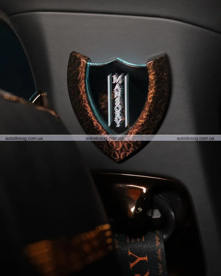 Mansory представила ще більш екстравагантний Rolls-Royce Cullinan