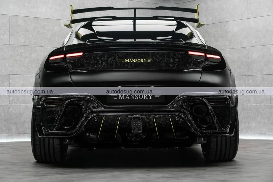 Mansory Pugnator: радикальне перетворення Ferrari Purosangue на екстремальний SUV