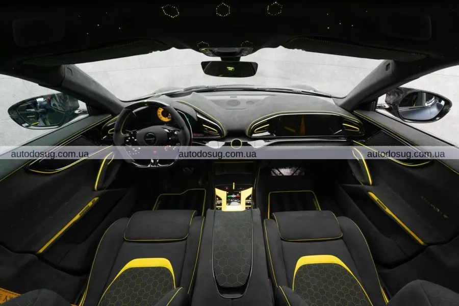 Mansory Pugnator: радикальне перетворення Ferrari Purosangue на екстремальний SUV