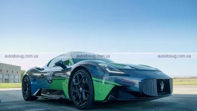 Maserati без людини всередині встановлює новий рекорд швидкості