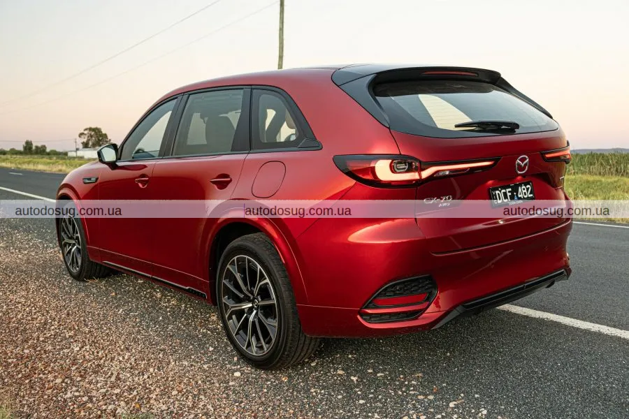 Mazda CX-70 2025 року: флагманський позашляховик