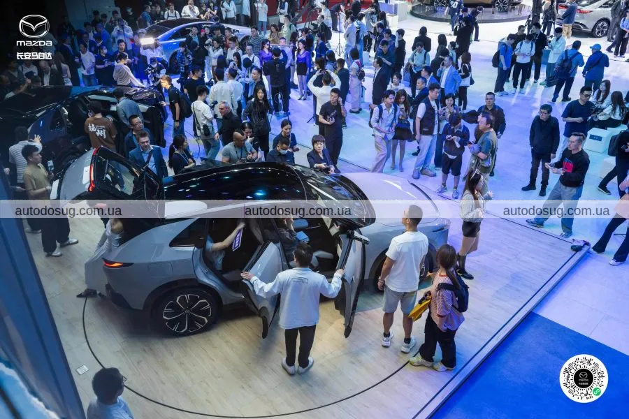 Mazda EZ-60 REV став хітом у Китаї