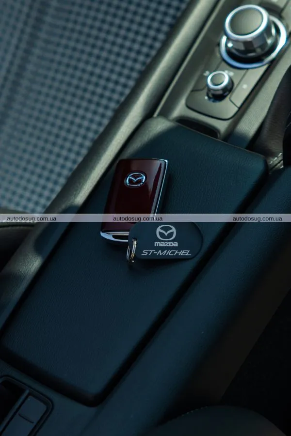 Mazda MX-5 отримала унікальну ностальгічну версію