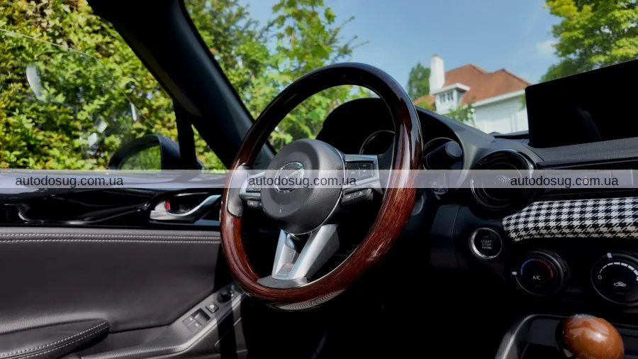 Mazda MX-5 отримала унікальну ностальгічну версію