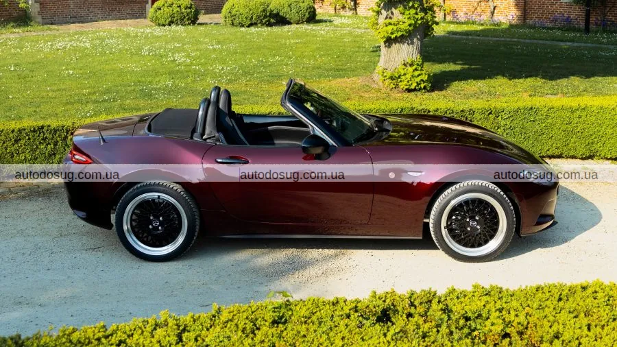 Mazda MX-5 отримала унікальну ностальгічну версію