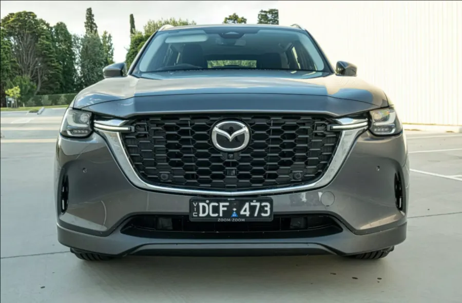 Mazda офіційно представила новий CX-80 2025