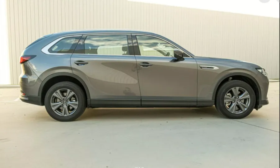 Mazda офіційно представила новий CX-80 2025