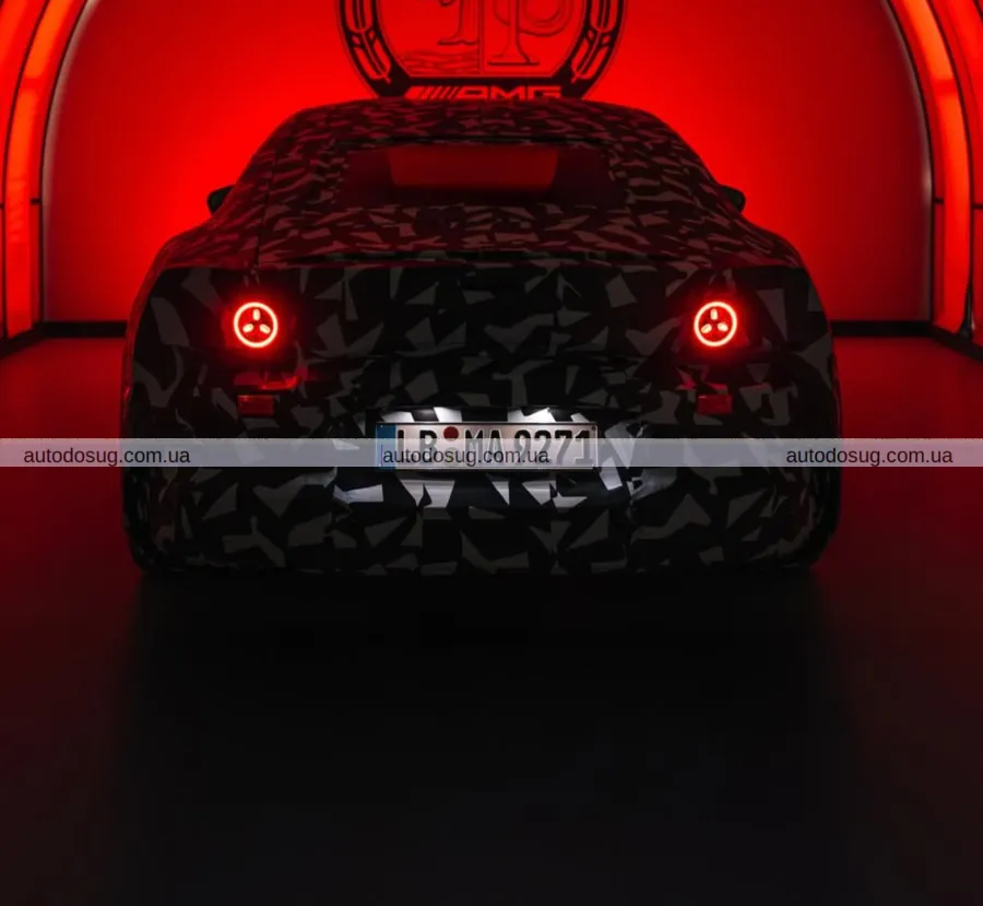 Mercedes-AMG створює електричний суперседан, який вражає без краплі бензину