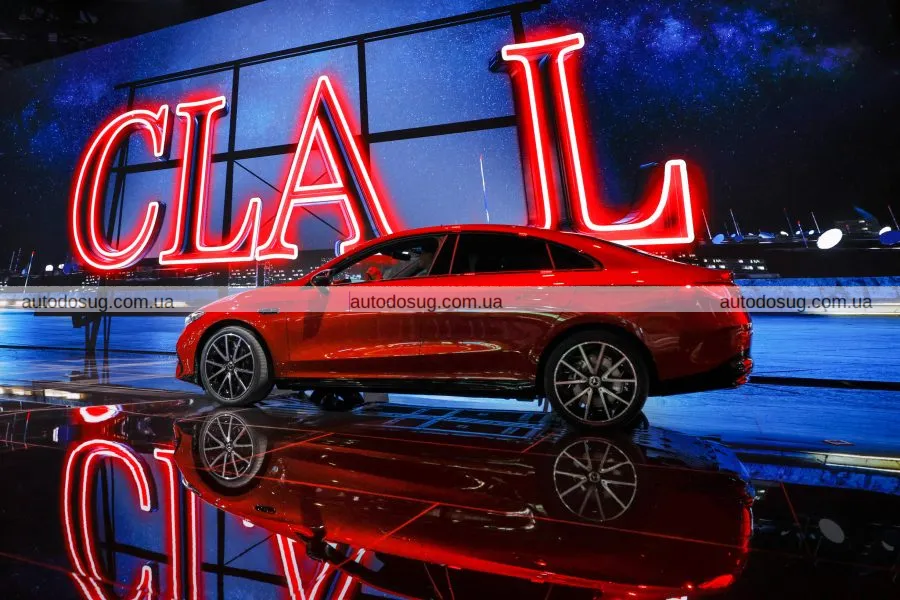 Mercedes-Benz презентує подовжену версію CLA L для китайського ринку